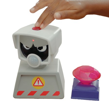 TOMY GAMES game Beat The Camera, T73271 